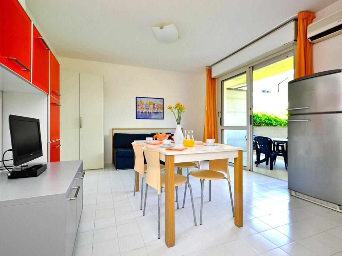 Apartment Parco Hemingway-3 By Interhome Lignano Sabbiadoro Bagian luar foto